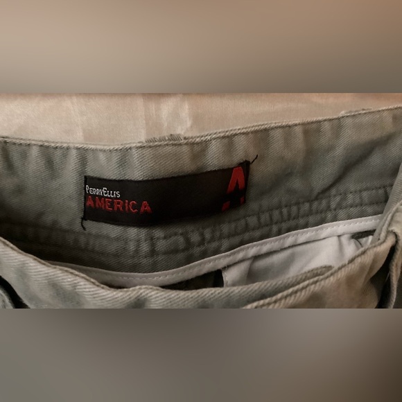 Men’s Perry Ellis America Light Olive Green Cargo Shorts Size 32 - Picture 4 of 6